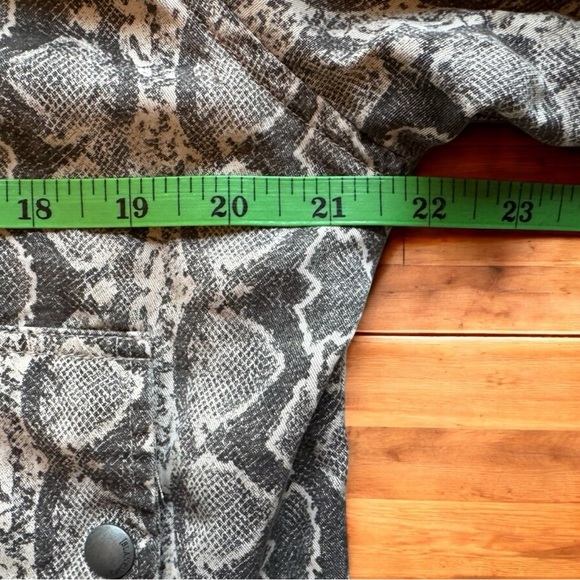 BLANKNYC Snakeskin Print Moto Jacket - Medium - Picture 10 of 14